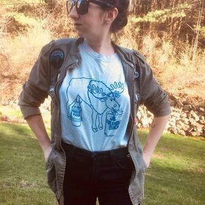 Vintage finlandia vodka T-shirt